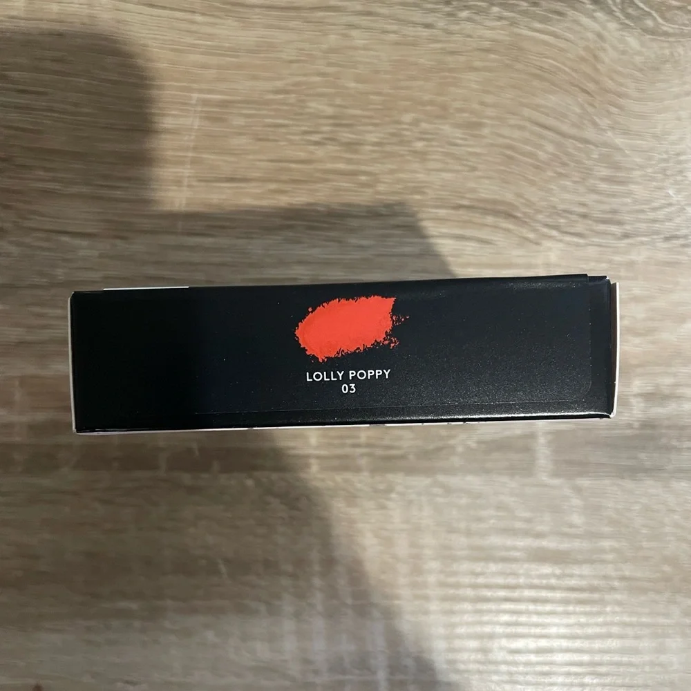 Fenty Beauty: Suede Powder Blush